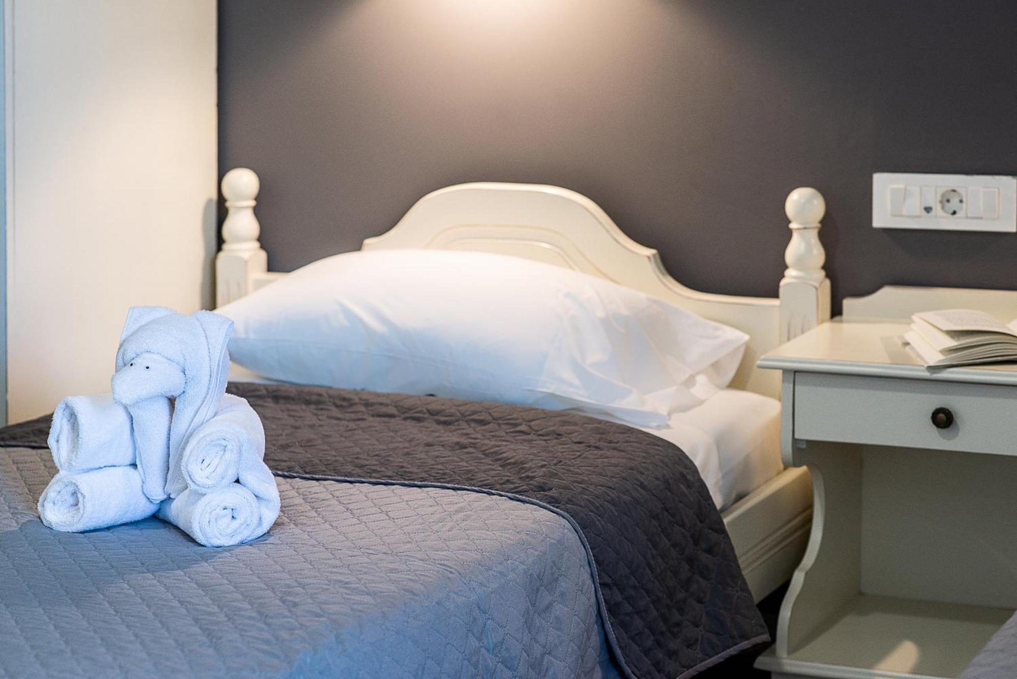 ستالوس Lia Beachfront Apartments المظهر الخارجي الصورة